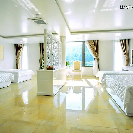 Manchester Hotel Ha Long