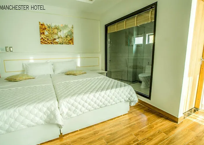 Hotel Manchester Hạ Long