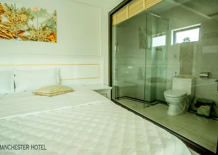 Manchester Hotel Hạ Long