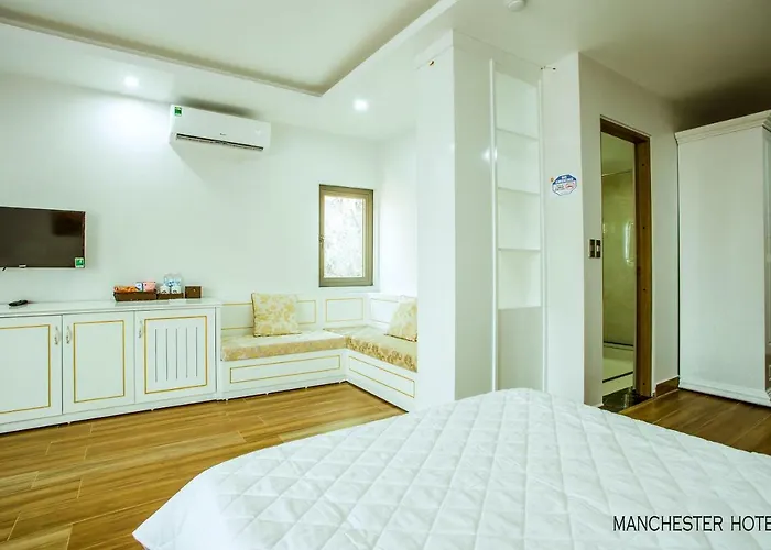 Manchester Hotel 2*